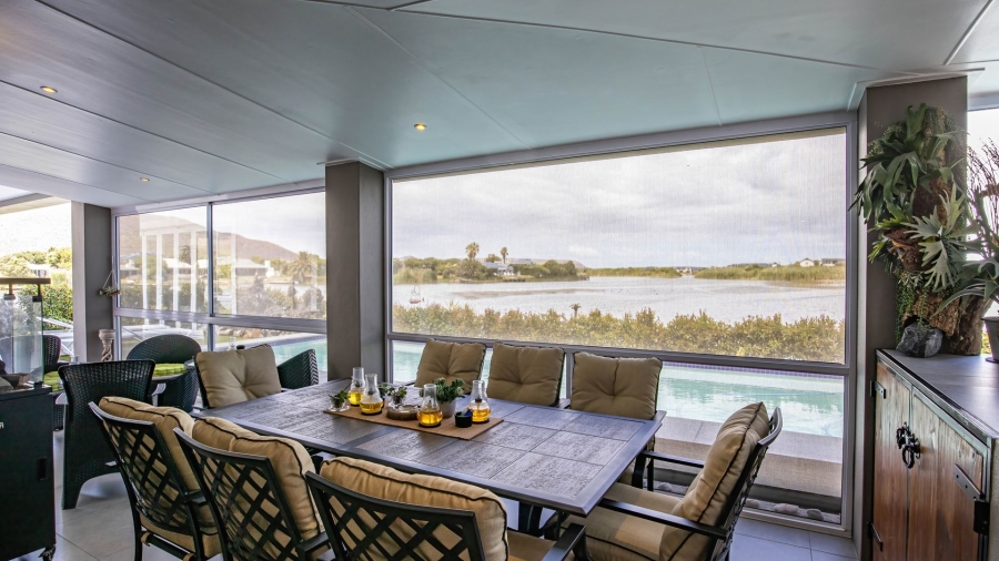 3 Bedroom Property for Sale in Lake Michelle Western Cape